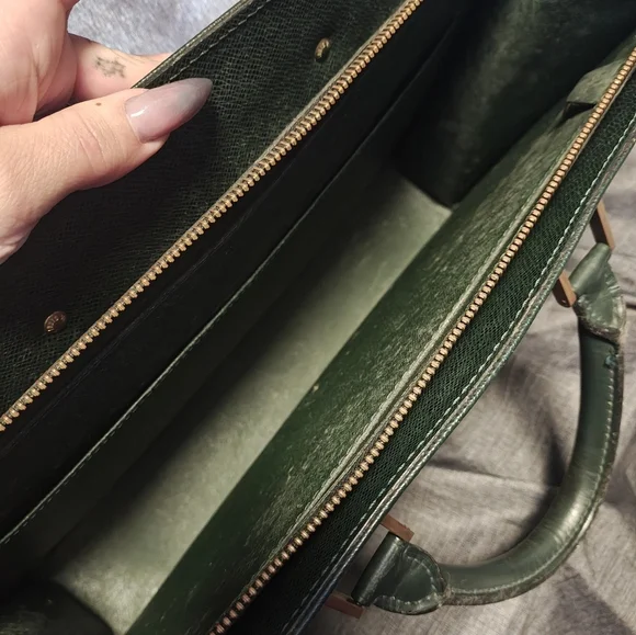 Louis Vuitton Green Taiga Leather Briefcase